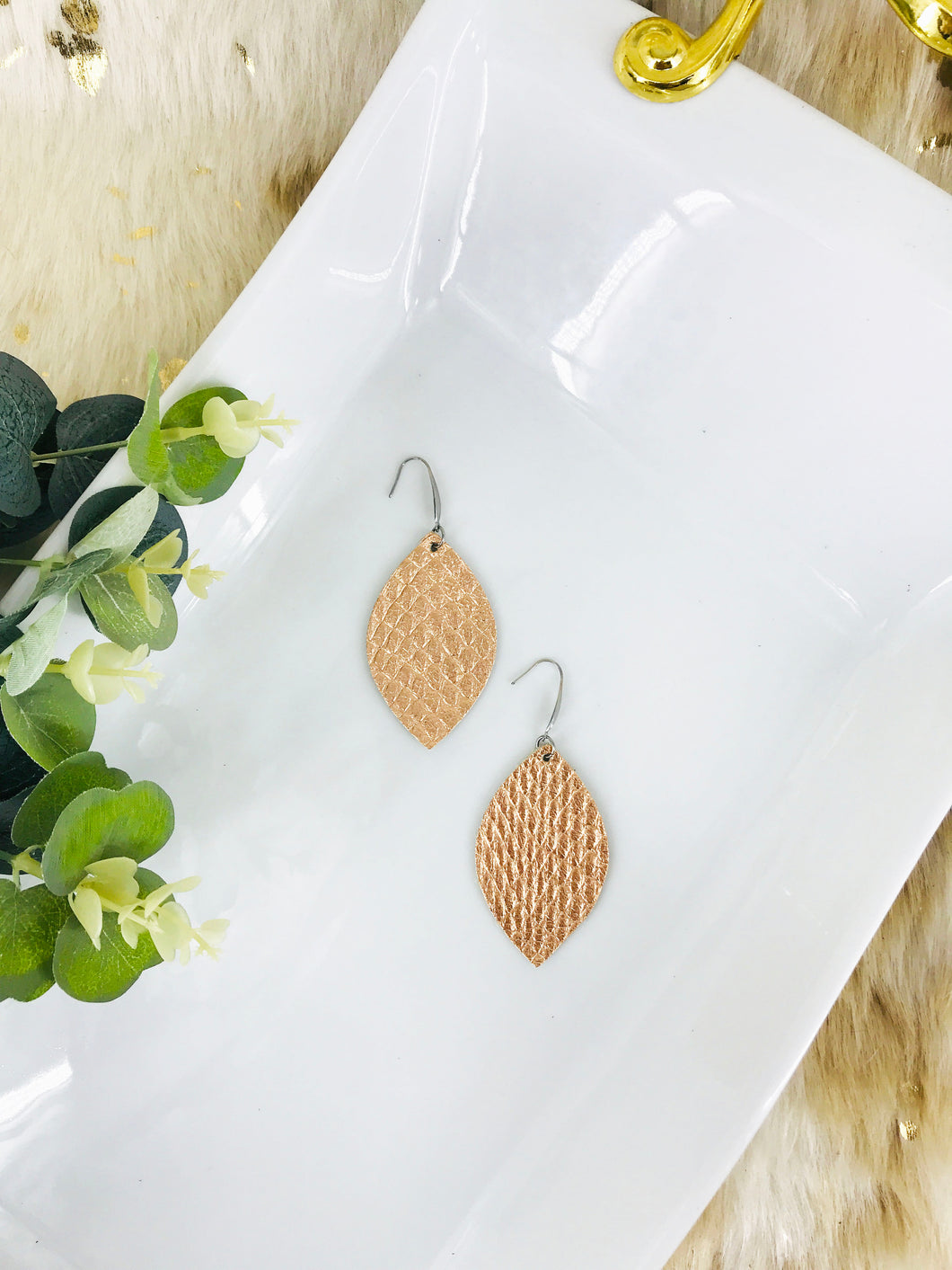 Amazon Cobra Leather Earrings - E19-1305