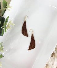 Load image into Gallery viewer, Whisky Brown Leather Earrings - E19-1322