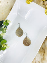 Load image into Gallery viewer, Platinum Crackle Goat Leather Earrings - E19-1327