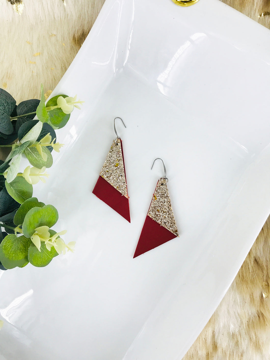 Cranberry Leather and Gold Chunky Glitter Leather Earrings - E19-1329