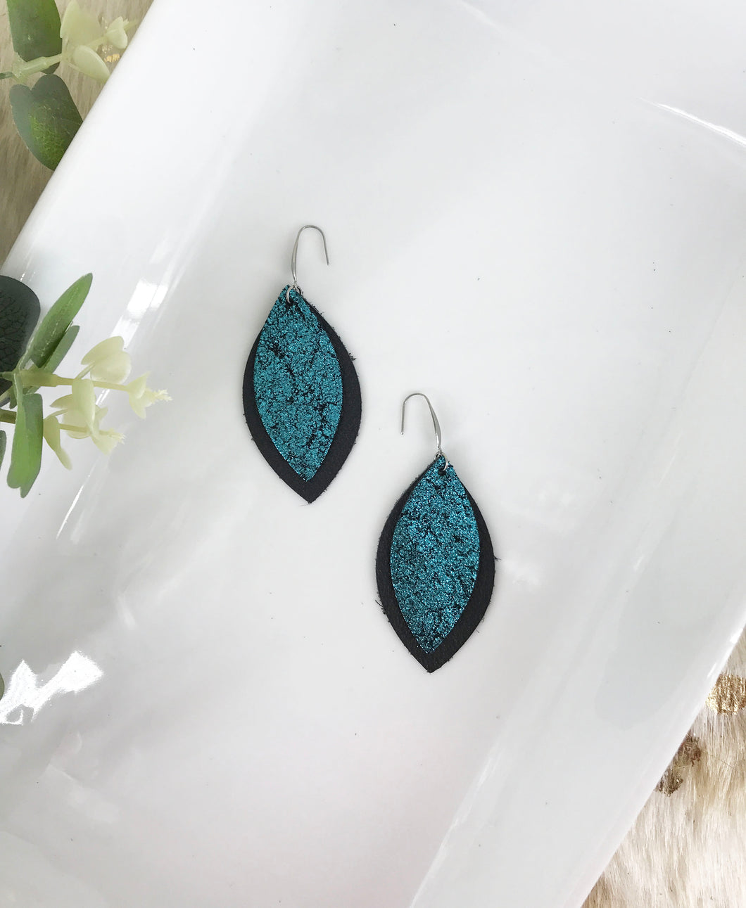 Black and Turquoise Blue Leather Earrings - E19-1387
