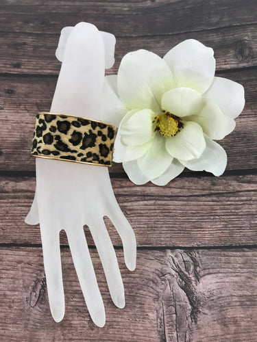 Leopard Cuff Bracelet - B1433