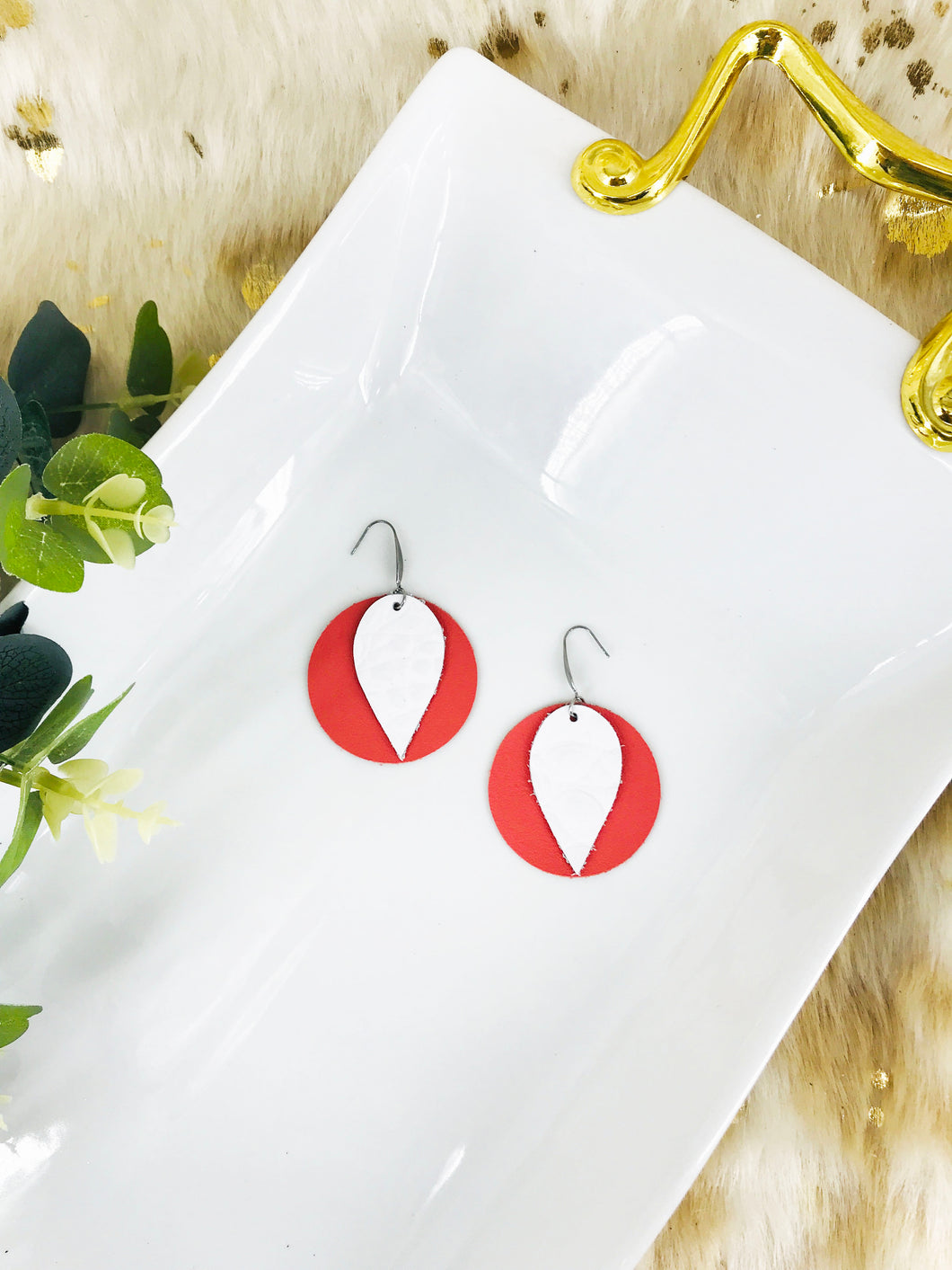 Layered Embossed Leather Earrings - E19-1518