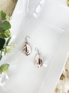 Marbled Root Beer on White Leather Earrings - E19-1576