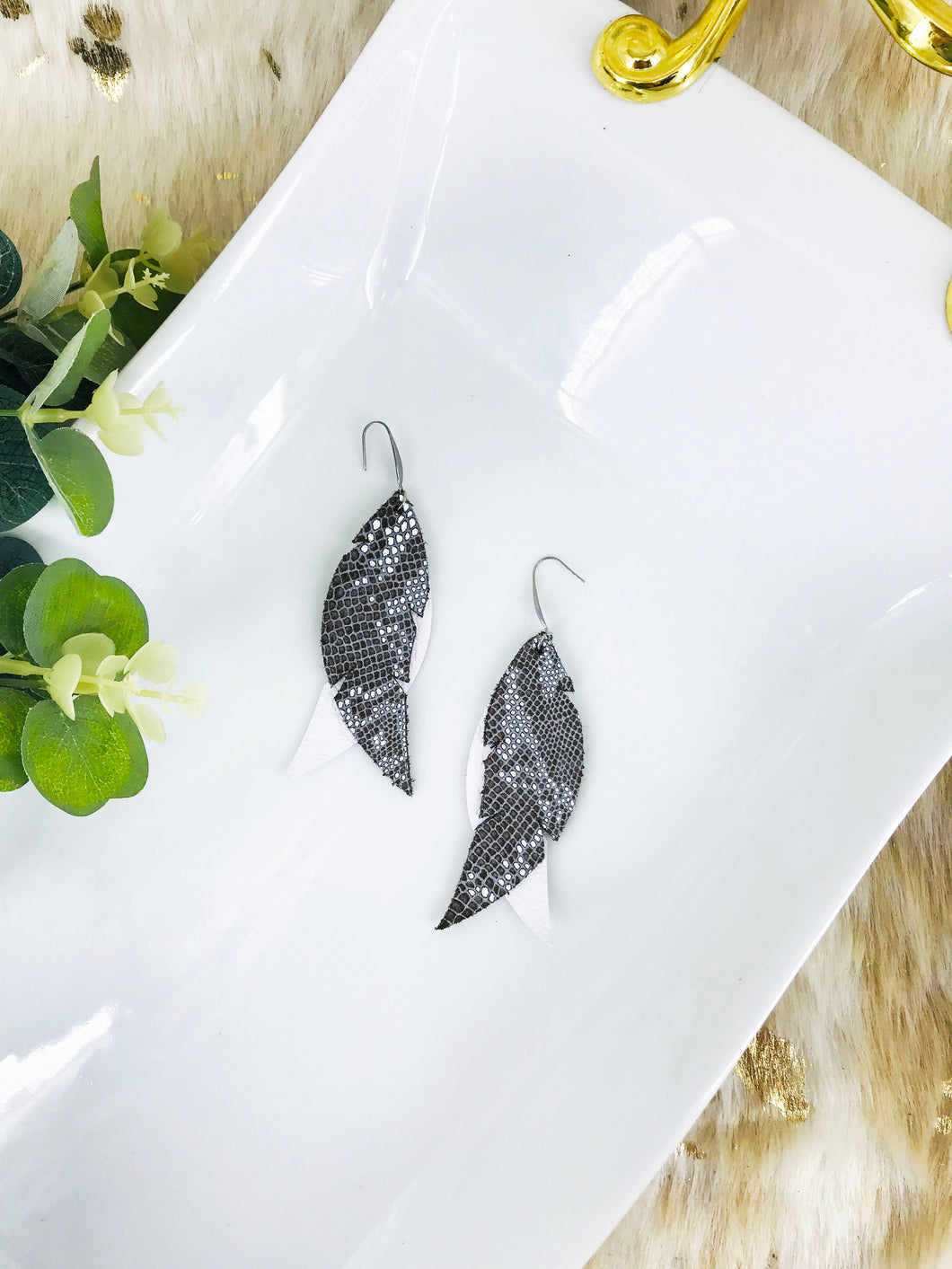 White and Brown Snake Leather Earrings - E19-1579