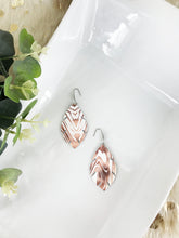 Load image into Gallery viewer, Marbled Root Beer on White Leather Earrings - E19-1675