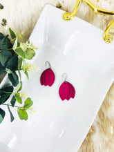 Load image into Gallery viewer, Fuchsia Hot Pink Leather Earrings - E19-1710