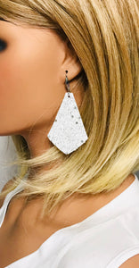 White Glitter Earrings - E19-1951