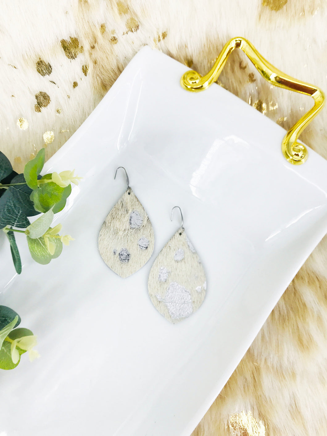 Hair On Metallic Silver Leather Earrings - E19-2052