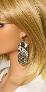Black and White Snake Leather Earrings - E19-2162