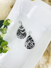 Load image into Gallery viewer, Glitter Leopard Leather Earrings - E19-2316