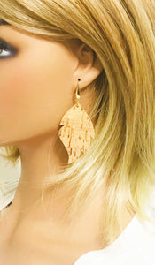 Gold Metallic Accent Cork on Leather Earrings - E19-2326