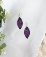 Load image into Gallery viewer, Lavender and Gold Leather Earrings - E19-2390