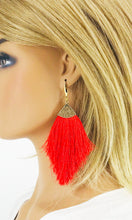Load image into Gallery viewer, Large Tassel Pendant Earring - E19-2786