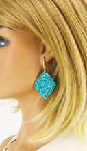 Load image into Gallery viewer, Turquoise Glitter on Leather Earrings - E19-2816