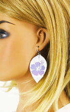 Load image into Gallery viewer, Gradient Color Hibiscus Flower Leather Earrings