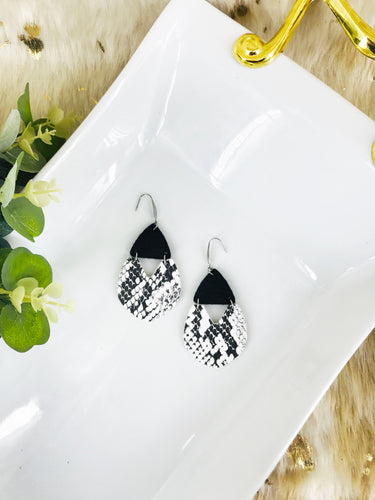 Black and White Snake Faux Leather Earrings - E19-2977