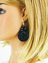 Load image into Gallery viewer, Black and Gold Cork Earrings - E19-2996