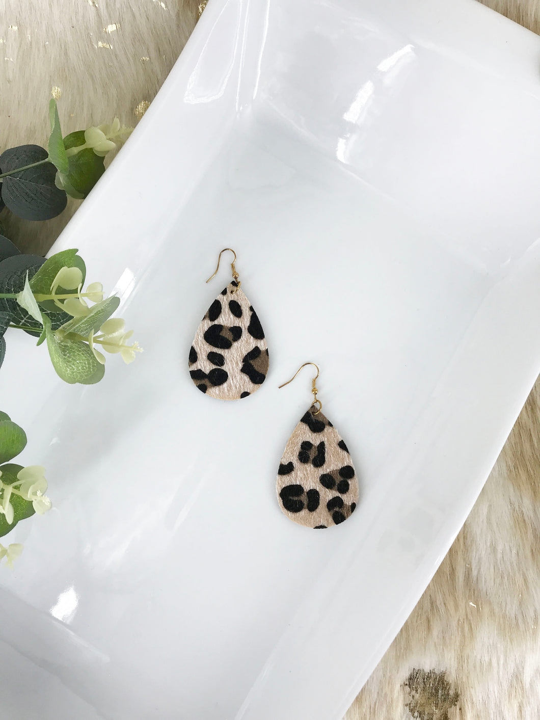 Leopard Faux Leather Earrings - E19-3321