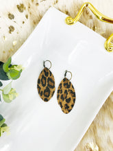 Load image into Gallery viewer, Fringe Cheetah Suede Leather Hoop Earrings - E19-3344