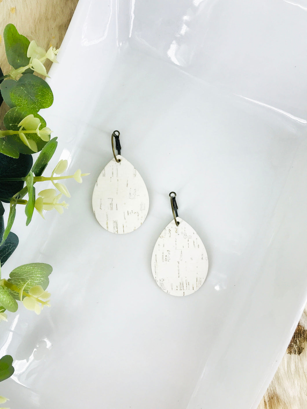 Off White Birch Cork Leather Hoop Earrings - E19-3429