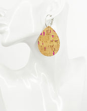 Load image into Gallery viewer, Fuchsia Speckled Cork Hoop Earrings - E19-3452