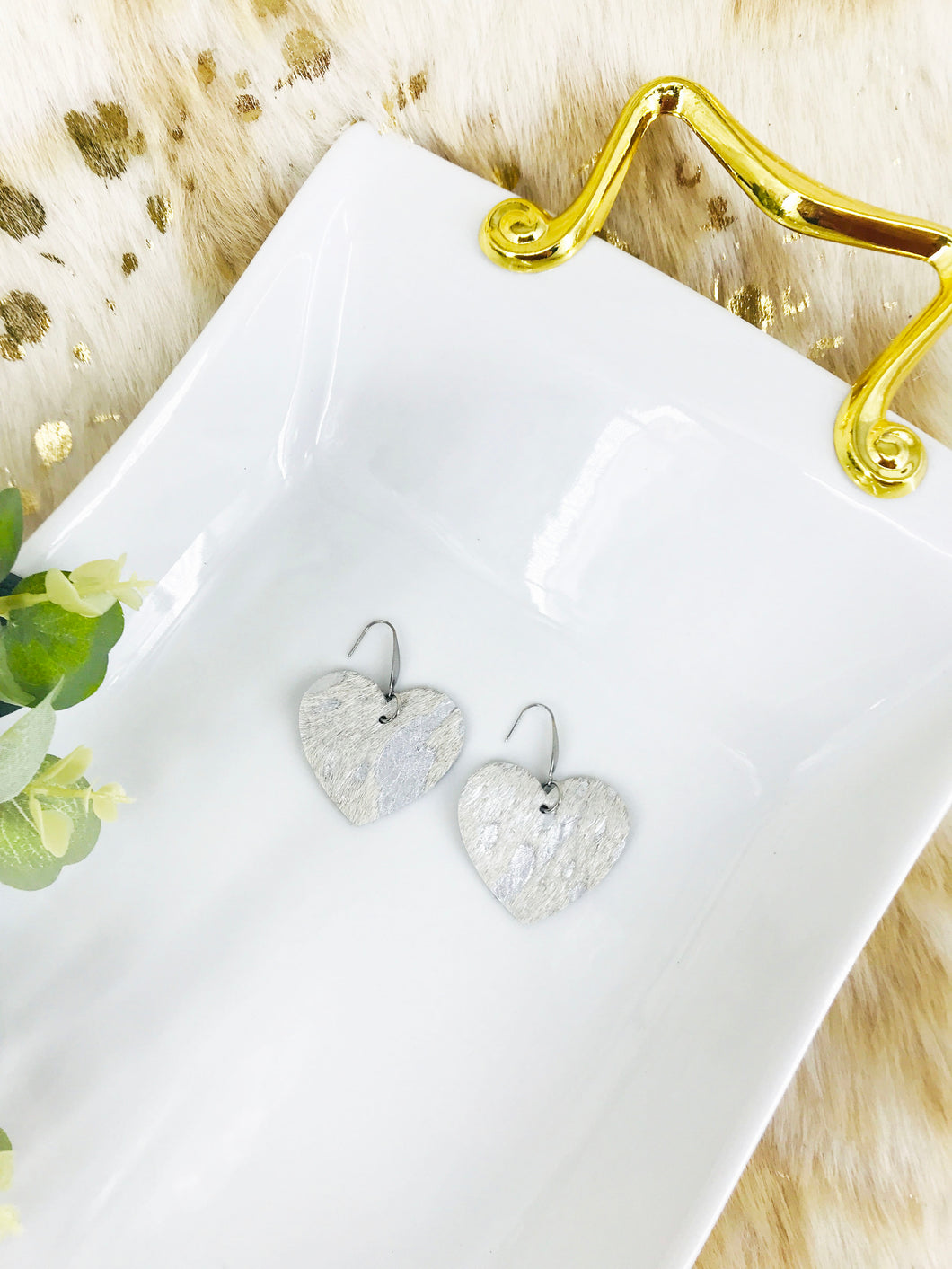 Silver Hair On Heart Leather Earrings - E19-3512
