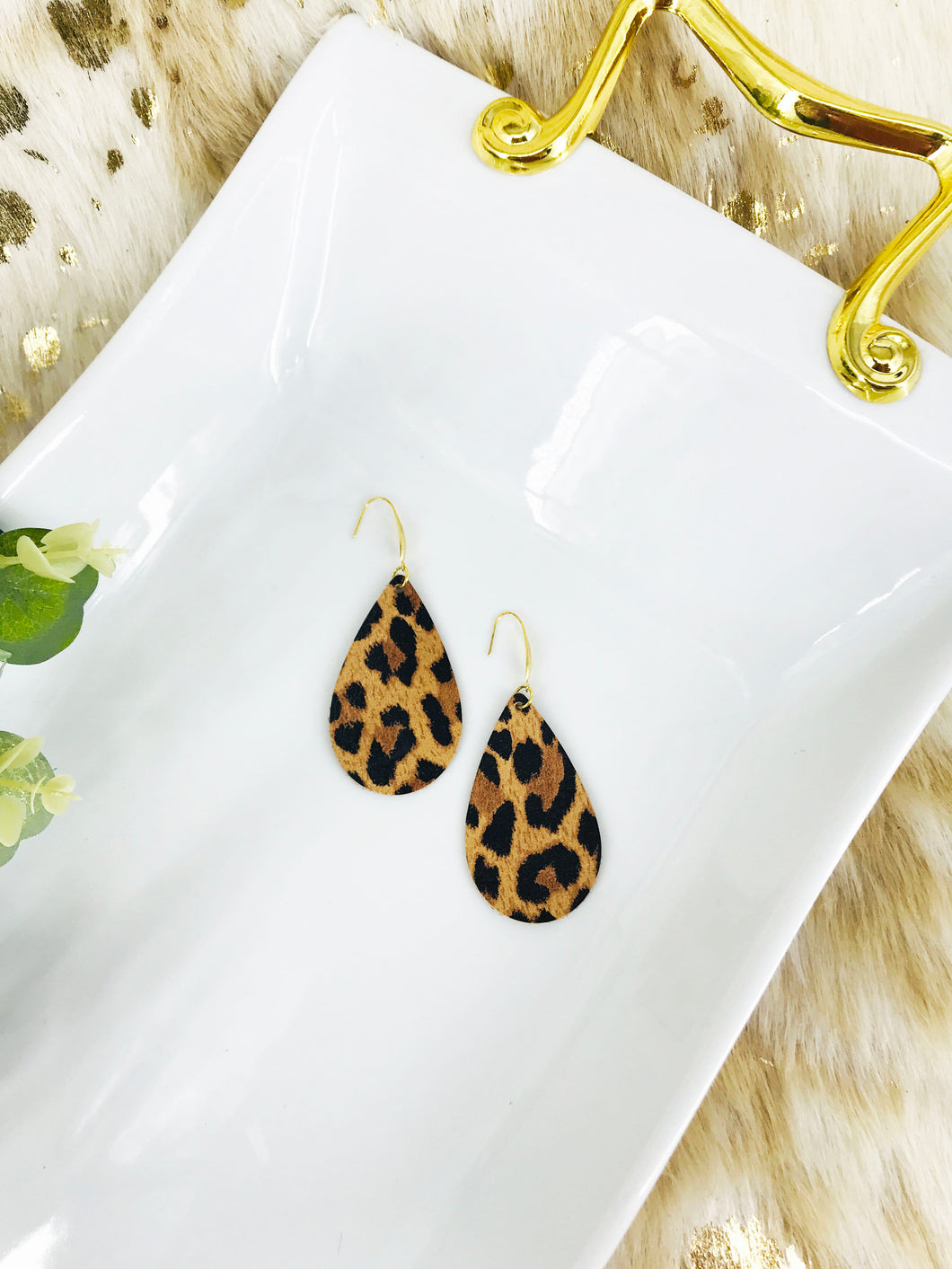 Mini Tan Cheetah Leather Earrings - E19-3552
