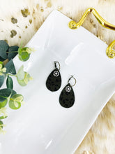 Load image into Gallery viewer, Hide On Leather Earrings - E19-3658