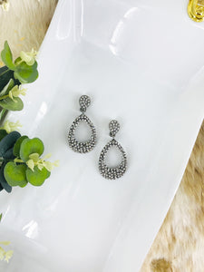 Oval Rhinestone Clip Earrings - E19-3709