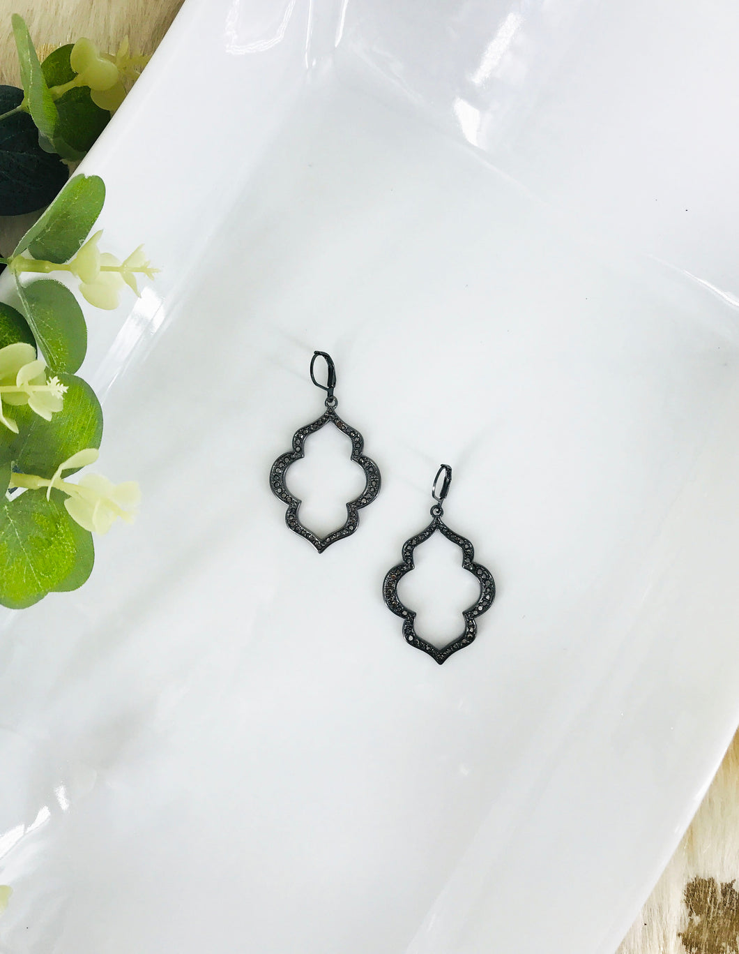 Hematite Quatrefoil Pendant Earrings - E19-3915