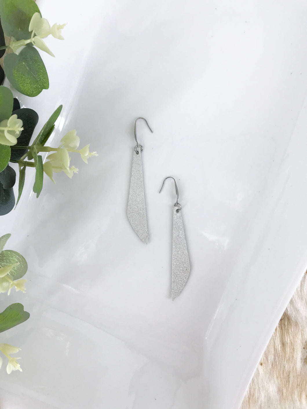 White Genuine Leather Drop Earrings - E19-409