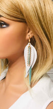 Load image into Gallery viewer, Genuine Leather Feather Earrings - E19-529