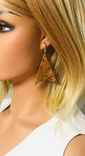 Load image into Gallery viewer, Genuine Ostrich Leather Earrings - E19-639