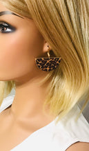 Load image into Gallery viewer, Genuine Leather Earrings - E19-820