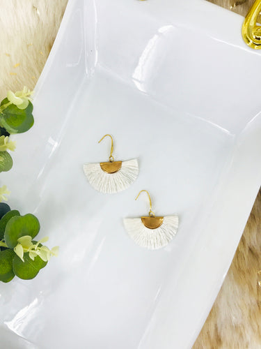 White Fan Shaped Tassel Earrings - E19-894