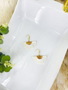 White Fan Shaped Tassel Earrings - E19-894