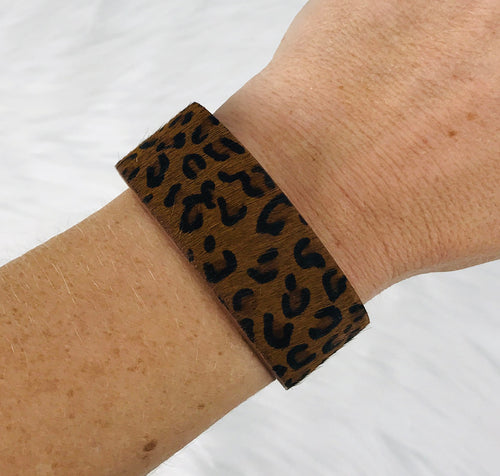 Ponc City Brown Leopard Magnetic Bracelet - B1611