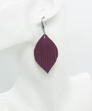 Load image into Gallery viewer, Genuine Leather Earrings - E19-1033