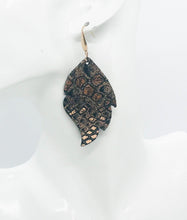 Load image into Gallery viewer, Genuine Leather Earrings - E19-1104
