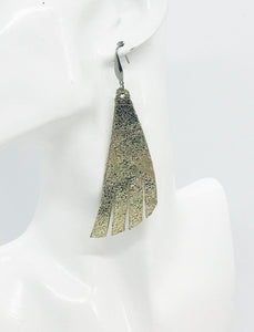 Platinum Crackle Leather Earrings - E19-1219
