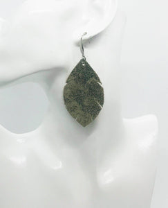 Platinum Crackle Leather Earrings - E19-1334
