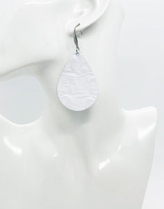 White Embossed Leather Earrings - E19-1345