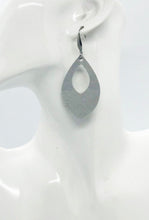 Load image into Gallery viewer, Metallic Silver Genuine Leather Earrings - E19-1358
