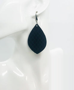 Fish Net Pattern Black Leather Earrings - E19-1432