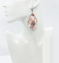 Load image into Gallery viewer, Marbled Root Beer on White Leather Earrings - E19-1675