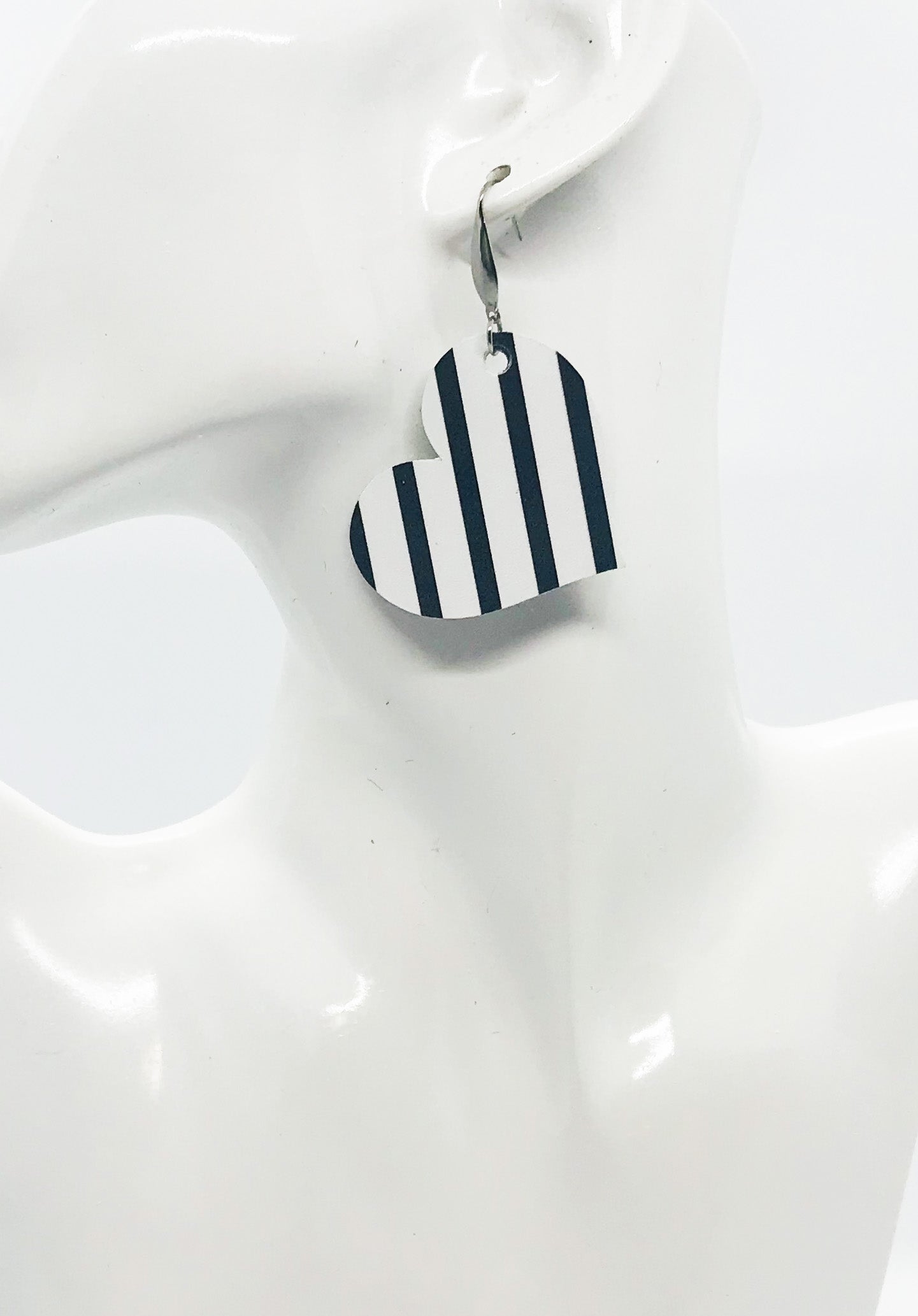 Black and White Striped Leather Earrings - E19-1844