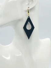 Load image into Gallery viewer, Black Snake Skin Leather Earrings - E19-1889