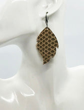 Load image into Gallery viewer, Tan Snake Skin Leather Earrings - E19-2014