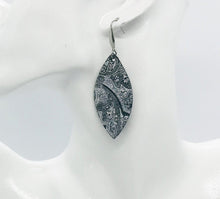 Load image into Gallery viewer, Genuine Leather Earrings - E19-210
